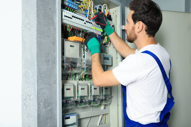 Best Electrical Contractors for Businesses  in Watertown, WI